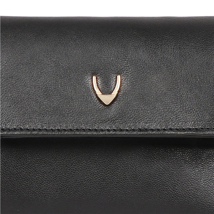 Oona W2 Black Leather Trifold Wallet