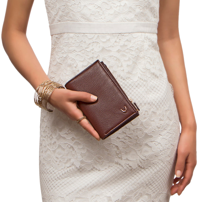 Oshun W1 M Leather Passport Holder