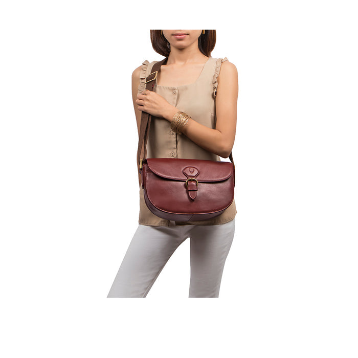 Pampas 02 Marsala Leather Sling Bag