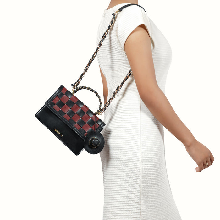Peyote 03 Black Leather Sling Bag