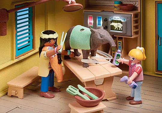 Playmobil - Animal Clinic (71007)