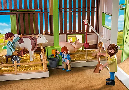 Playmobil - Country Large Farm 71304