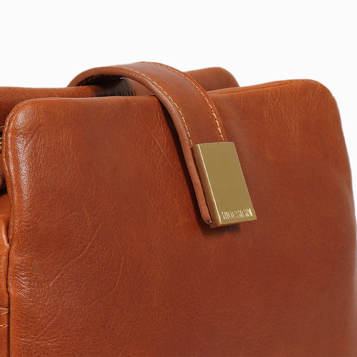 Resort 01 Tan Leather Crossbody