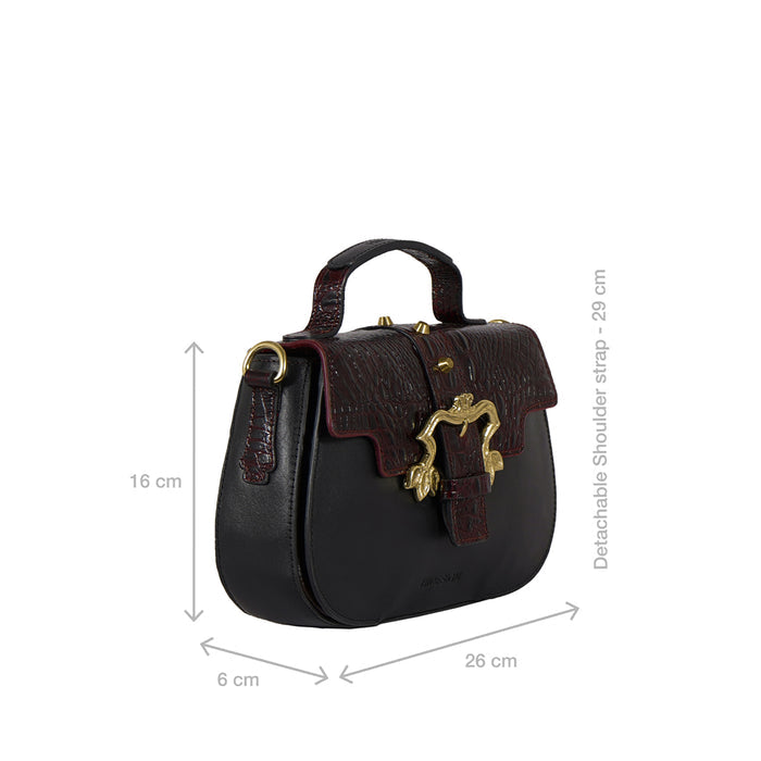Sakura - 01 Black Leather Shoulder Bag
