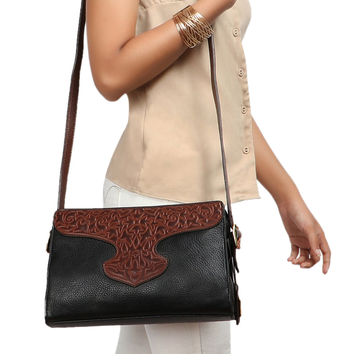 Sally Scull 02 Black Leather Sling Bag