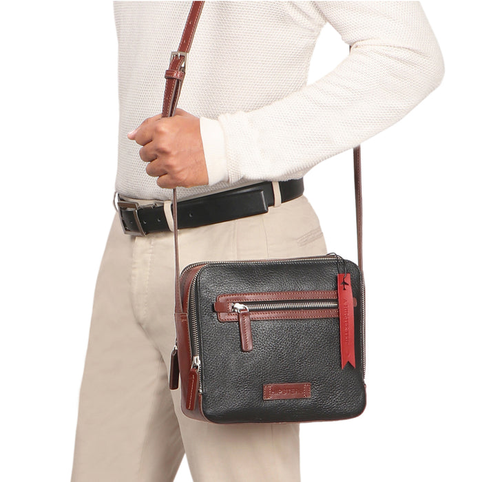 Scooter 02 Black Leather  Crossbody