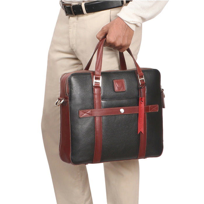 Scooter 05 Black Leather  Messenger Bag