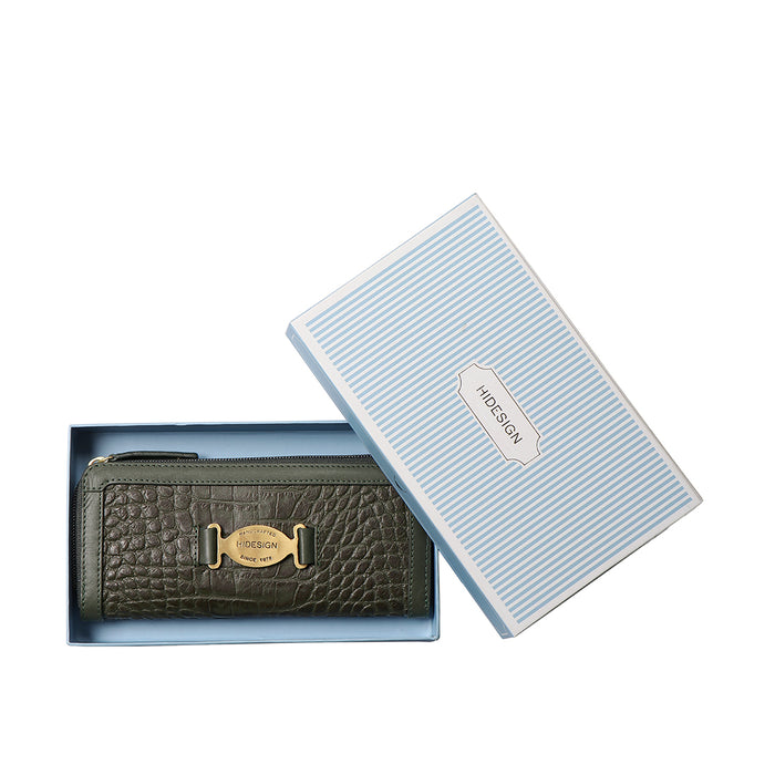 Selena W1 Green Leather Zip Around Wallet