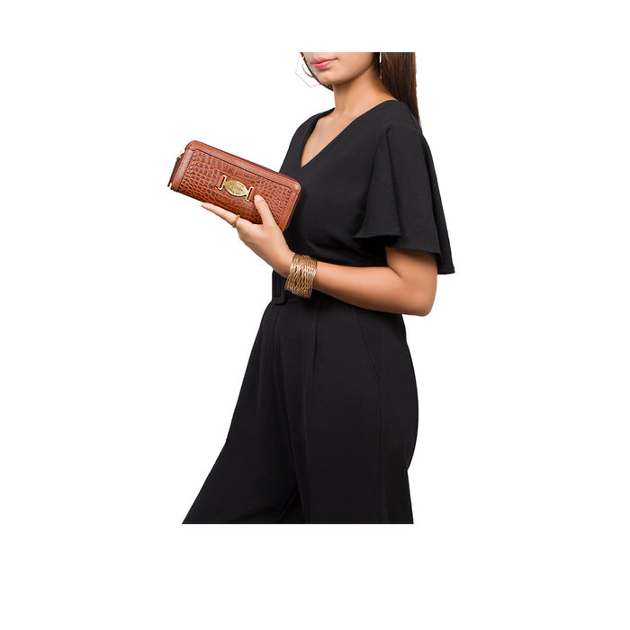 Selena W1 Tan Leather Zip Around Wallet