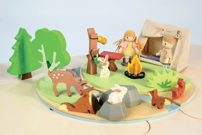Tender Leaf Toys - Wildlife Camping Play Set