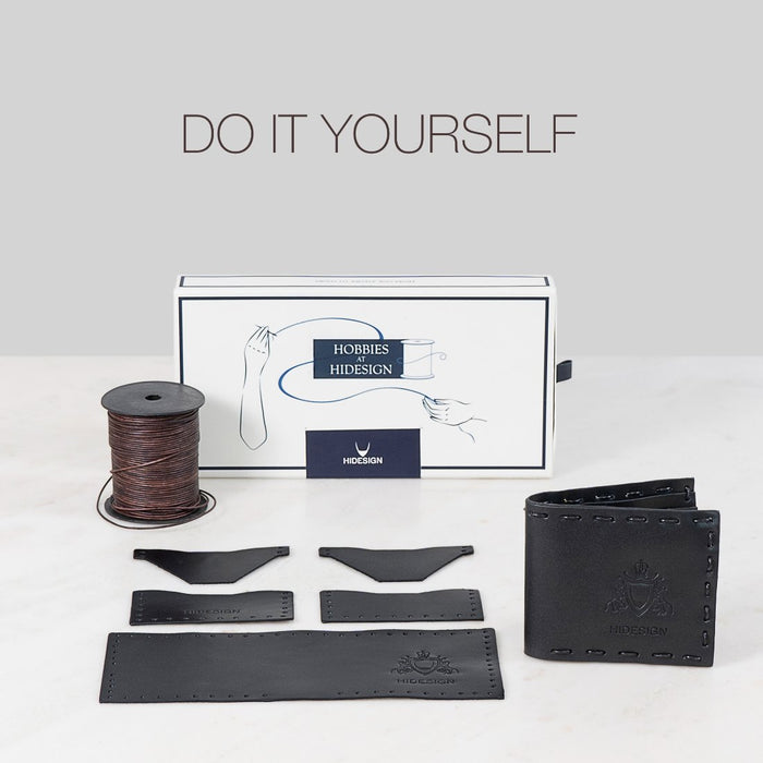 Uomo Black Leather Bi-Fold Wallet