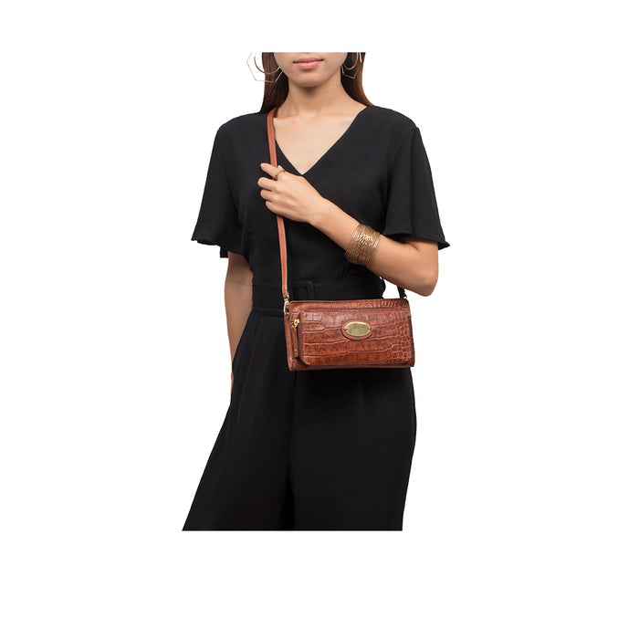 Valencia W5 Tan Leather Sling Wallet