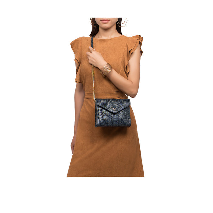 Vitoria 01 Default Title Leather Sling Bag